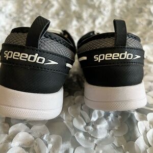 SPEEDO Women’s Black Boat Shoes size 10 - Never Worn